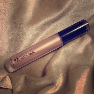 Violet Voss Lipstick {tinted}